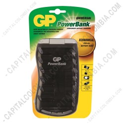 Ampliar foto de Cargador Universal de Pilas GP para baterías tipo AA, AAA, D, C, 9V