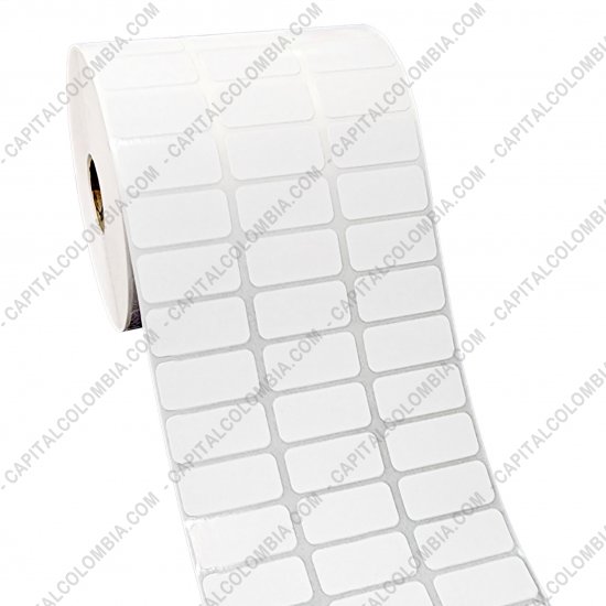 Rollos de etiquetas adhesivas y Nylon Textil, Marca: CapitalColombia - Rollo de etiquetas en papel de transferencia de 10.000 r&oacute;tulos a tres columnas de 3.2cms x 1.5cms (32x15mm)