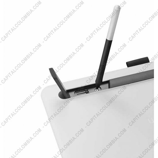 Tablas Digitalizadoras Wacom, Huion, Xp-Pen y otras, Marca: Wacom - Display Digitalizador Wacom One de 13" con lápiz de 4.096 niveles de presión - DTC133W0A